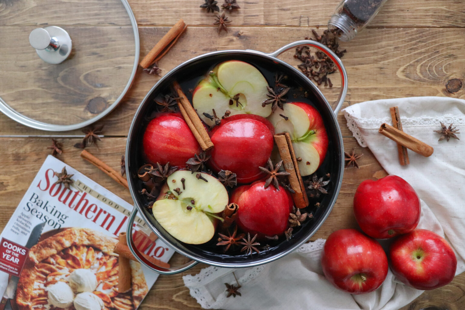 Apple Cinnamon Stovetop Potpourri - Brunch With The Brittains